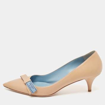 Pre Owned Prada Beige Leather Bow Pointed Toe Pumps Size 40