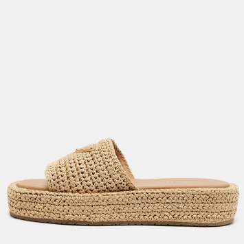 Pre Owned Prada Beige Raffia Triangle Logo Plaque Platform Slide Sandals Size 40