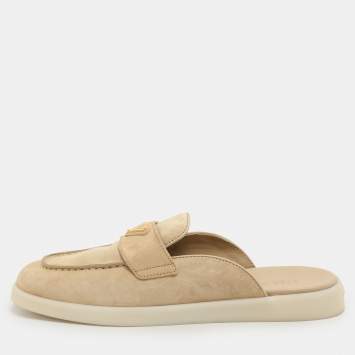 Pre Owned Prada Beige Suede Sabot Mules Size 38.5