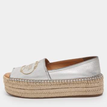 مملوكة مسبقًا Prada Silver Leather Peep Toe Platform Espadrille Flats Size 36