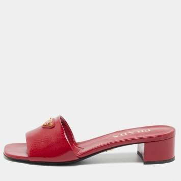 Pre Owned Prada Triangle Logo Size 37 Red Patent Leather Slide Sandals