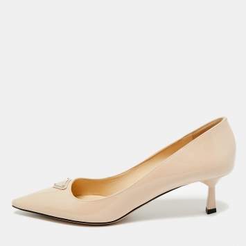 Pre Owned Prada Size 40.5 Beige Patent Leather Pointed Toe Pumps