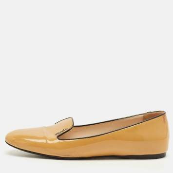 Pre Owned Prada Logo Size 38.5 Beige Patent Leather Smoking Slippers