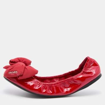 Pre Owned Prada Red Patent Leather Bow Scrunch Ballet Flats Size 40