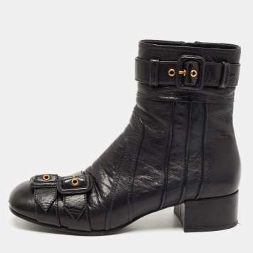 مملوكة مسبقًا Prada Black Leather Ankle Boots Size 38.5