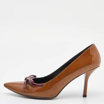 Pre Owned Prada Brown/Red Patent Leather Bow Pointed Pumps Size 39.5