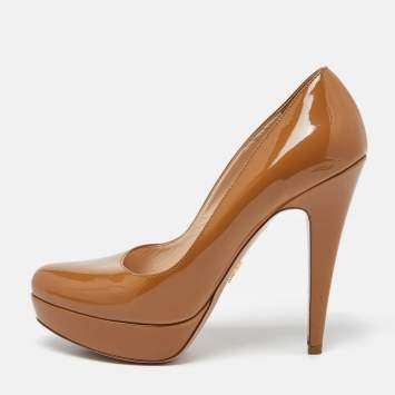 Pre Owned Prada Beige Patent Leather Platform Pumps Size 38