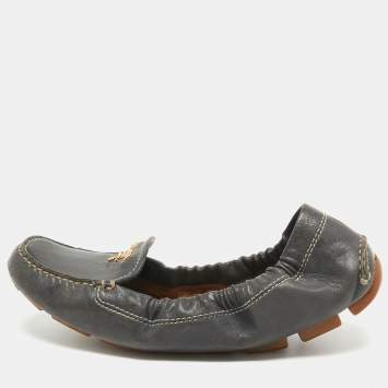 Prada Black Leather Scrunch Ballet Flats Size 36 