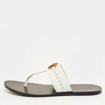 Pre Owned حذاء فلات سيور جلد أبيض مرصع روبرتو كافالي مقاس 39