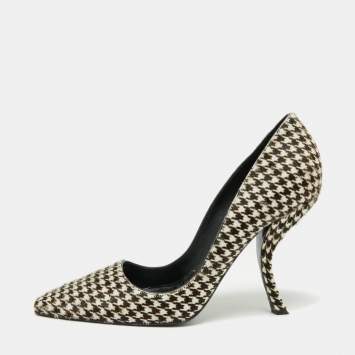 Pre Owned Roger Vivier White/Black Calf Hair Houndstooth Pumps Size 39
