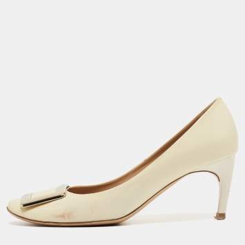 Pre Owned Roger Vivier Cream Patent Leather Trompette Pumps Size 37.5