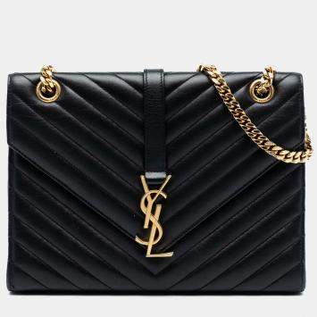 مملوكة مسبقًا Saint Laurent Paris Black Medium Chevron Calfskin Monogram Envelope Bag