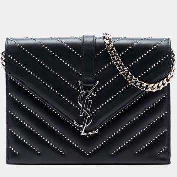 مملوكة مسبقًا Saint Laurent Paris Black Studded Chevron Calfskin Monogram Envelope Chain Flap