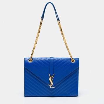 مملوكة مسبقًا Saint Laurent Blue Chevron Quilted Leather Monogram Envelope Shoulder Bag