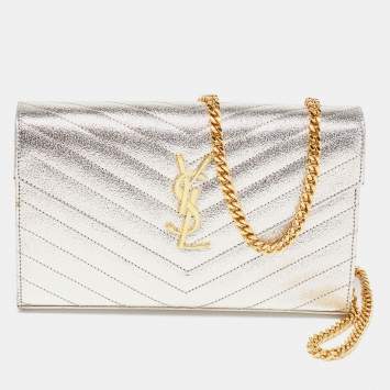 مملوكة مسبقًا Saint Laurent Metallic Gold Matelasse Leather Monogram Envelope Wallet on Chain
