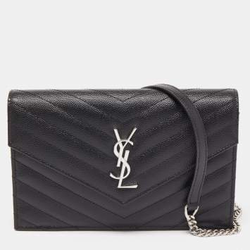 Pre Owned Saint Laurent Black Leather Cassandre Chain Clutch