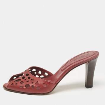 Pre Owned Saint Laurent Burgundy Leather Slide Sandals Size 39