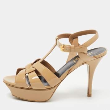 مملوكة مسبقًا Saint Laurent Paris Beige Patent Leather Tribute Sandals Size 36