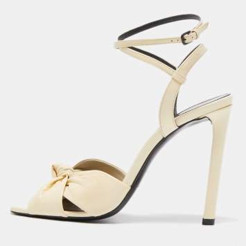 Pre Owned Saint Laurent Cream Patent Leather Amy Sandals Size 38