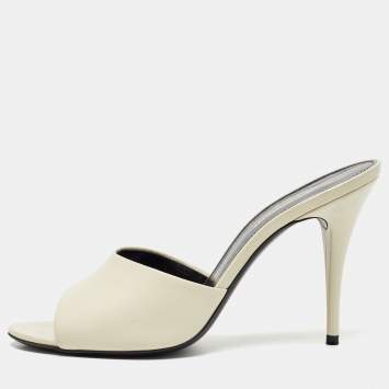 Pre Owned Saint Laurent Off White Leather Slide Sandals Size 38