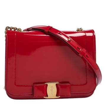 Pre Owned Salvatore Ferragamo Red Patent Leather Vara Bow Chain Shoulder Bag