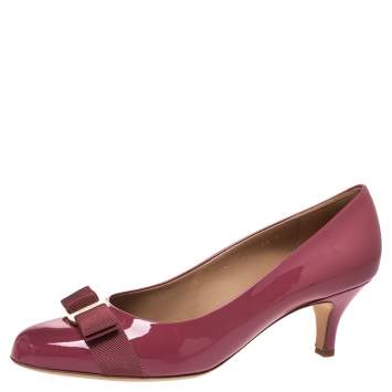 Pre Owned Salvatore Ferragamo Pink Patent Leather Vara Bow Pumps 41