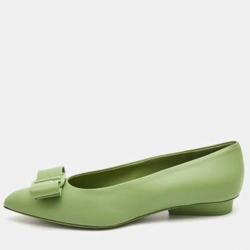 Pre Owned Salvatore Ferragamo Green Leather Viva Bow Ballet Flats Size 39