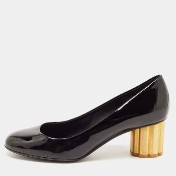 Pre Owned Salvatore Ferragamo Black Patent Flower Heel Pumps Size 37