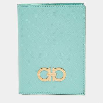 Pre Owned Salvatore Ferragamo Green Leather Passport Holder