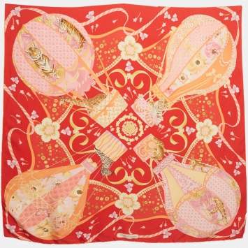 Pre Owned Salvatore Ferragamo Red Printed Silk Square Scarf