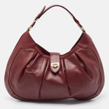 Pre Owned Salvatore Ferragamo Burgundy Pleated Leather Gancini Flap Hobo