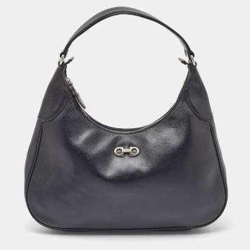 Pre Owned Salvatore Ferragamo Black Leather Gancini Romana Hobo