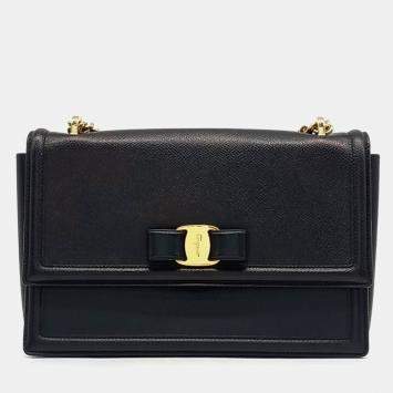 Pre Owned Salvatore Ferragamo Black Leather Barazini Crossbody Bag