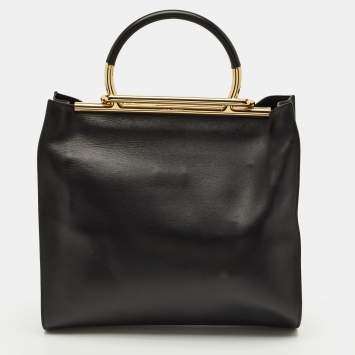 مملوكة مسبقًا Salvatore Ferragamo Frame Black Leather Tote