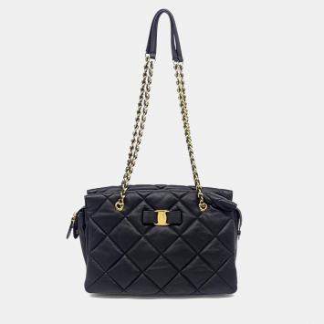 مملوكة مسبقًا Salvatore Ferragamo Black Leather Vara Chain Shoulder Bag