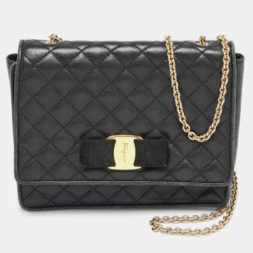Pre Owned Salvatore Ferragamo Ginny Black Quilted Leather Shoulder Bag