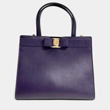 مملوكة مسبقًا حقيبة يد سالفاتوري فيراغامو فارا جلد بنفسجي وحقيبة كتف