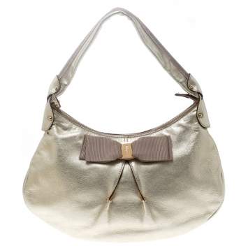 Pre Owned Salvatore Ferragamo Metallic Light Gold Leather Miss Vara Hobo