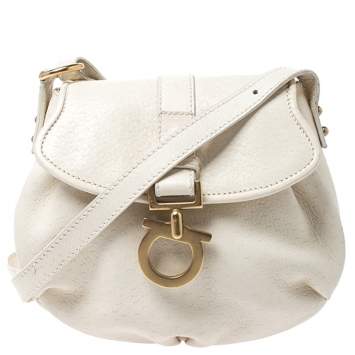 Pre Owned Salvatore Ferragamo Off White Leather Gancio Flap Crossbody Bag