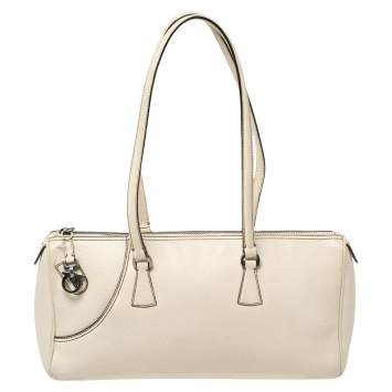 Pre Owned Salvatore Ferragamo Cream Leather Gancio Zip Satchel