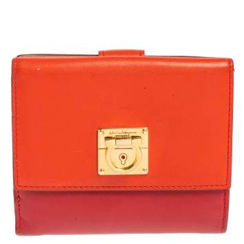 Pre Owned Salvatore Ferragamo Red/Orange Leather Gancini French Wallet