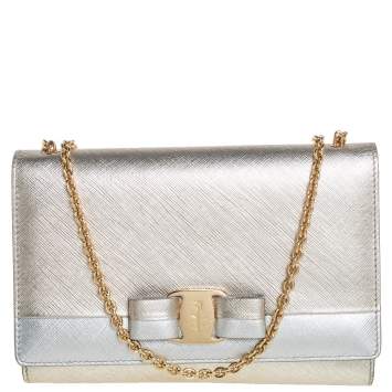 Pre Owned Salvatore Ferragamo Silver/Gold Leather Vara Bow Chain Shoulder Bag
