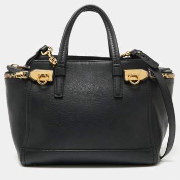 Pre Owned Salvatore Ferragamo Black Leather Arianna Zip Tote