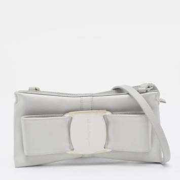 Pre Owned Salvatore Ferragamo Silver Satin Vara Bow Crossbody Bag