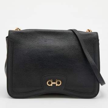 Pre Owned Salvatore Ferragamo Black Leather Gancini Flap Shoulder Bag
