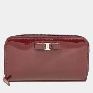 Pre Owned Salvatore Ferragamo Burgundy Patent Leather Vara Bow Zip Around Wallet