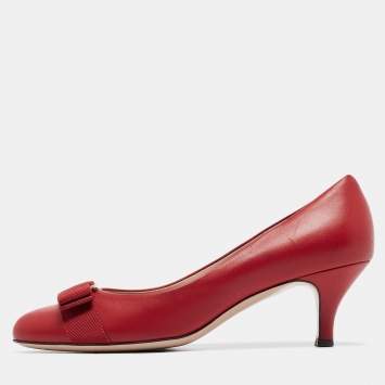 Pre Owned Salvatore Ferragamo Red Leather Vara Bow Pumps Size 37.5