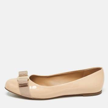 Pre Owned Salvatore Ferragamo Beige Patent Leather Varina  Ballet Flats Size 37.5