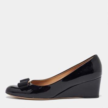 Salvatore Ferragamo Black Patent Leather Flo Vara Wedge Pumps Size 35