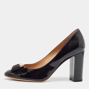 Pre Owned Salvatore Ferragamo Black Patent Leather Vara Bow Block Heel Pumps Size 40.5